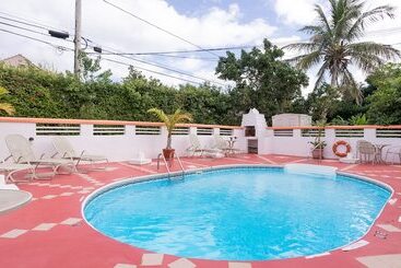 هتل Dawkins Manor