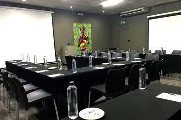 בית מלון כפרי Elephant Springs