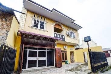 Szálloda Oyo 91199 Felicia Homestay