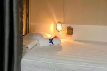 تختخواب و صبحانه Ha Giang Safari Hostel & Motorbikes