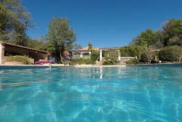 צימר Les Secrets Du Défends