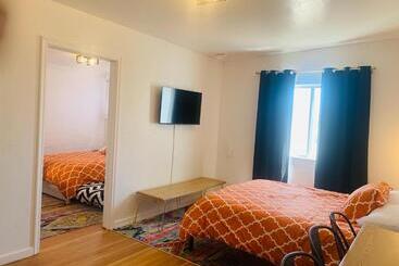 فندق Dragonfly Motor Lodge