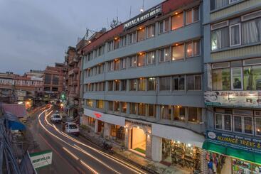 هتل Potala Guest House