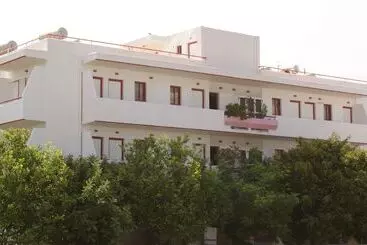 Stam & John Apartments