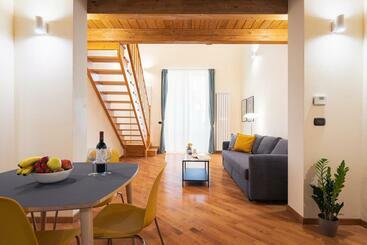 公寓式酒店  Opensicily Homes   Next To Quattro Canti