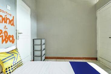 Hotel Spot On 91135 Hanami Syariah