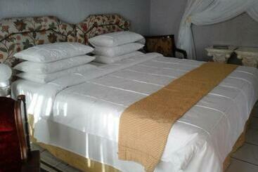 Pensione Infinity On Maraboe