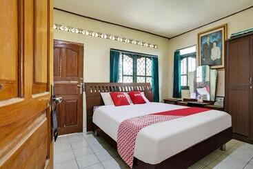 酒店 Oyo Homes 91094 Desa Wisata Banyuatis