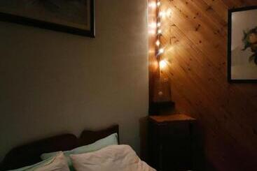 ペンション Room In Casa Castiglia A Woodhouse With Beautiful View Close Madonie Park