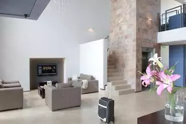 فندق Dazzler By Wyndham Campana