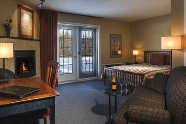 리조트 Auberge Du Vieux Foyer