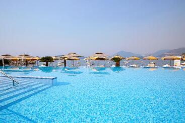 酒店 Maestral Resort & Casino