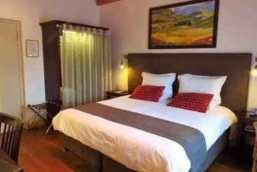 בית מלון כפרי Oakhurst