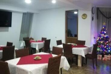 פנסיון вила обзор с проглед община чепеларе