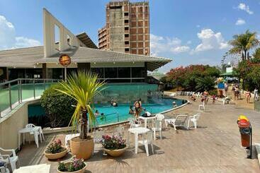 هتل آپارتمان Araras Apart Service I