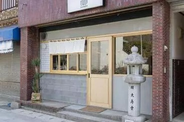 Hostel Coliving & Cafe Sando