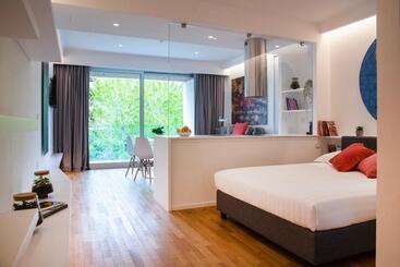 公寓式酒店  Marina Gardens Boutique&suites