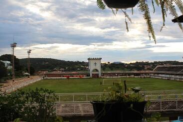Pensionat Piri Hotéis   Torre Dos Mouros