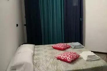 Bed & Breakfast Lux Rho Fiera