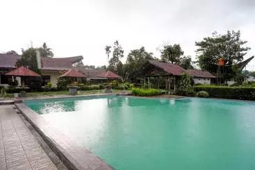 ホテル Capital O 91073 Rantepao Lodge