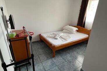 ペンション Casa Radoi