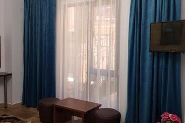 ペンション Casa Dfg