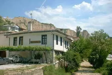 Pensão узуновата къща