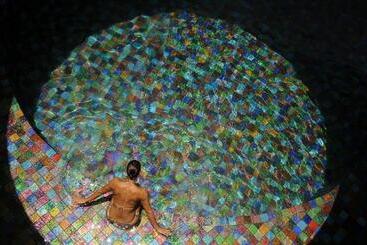 هتل Jade Mountain