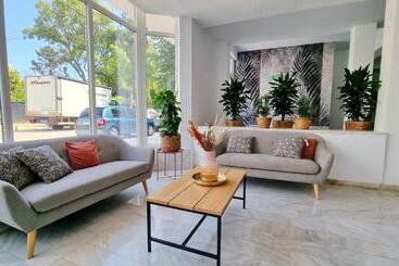 בית מלון כפרי Mojo Resort