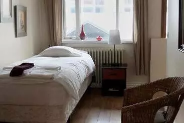 پانسیون Downtown Guesthouse Reykjavik