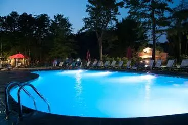 Hotelli Sea Pines Rv Resort & Campground