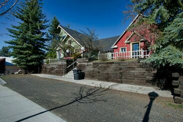 Cottage Inn By Casago Mccall Donerightmanagement