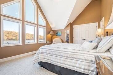 بيت ريفى Strawberry Fields