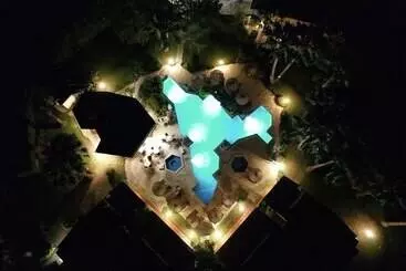 Hotel Grenadine Lodge