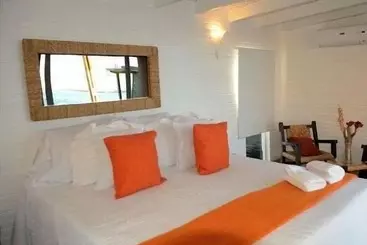 Hotel Laguna Garzon Lodge