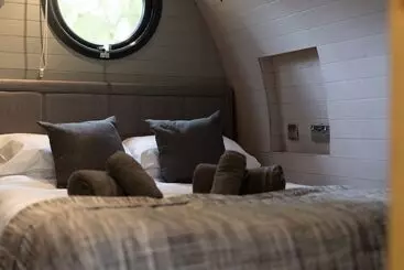 Mökkimajoitus Cariad