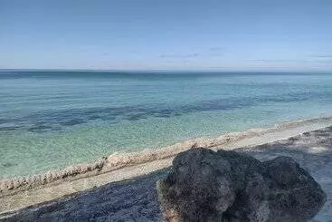 Majatalo Bayfront Beauty