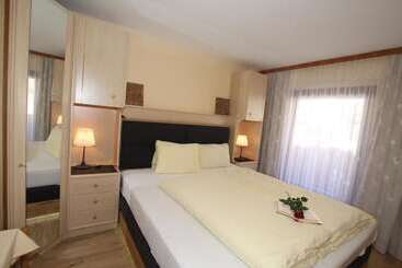 住宿加早餐  Gästehaus  Pension Edelweiss