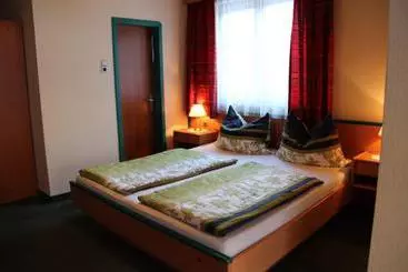 Отель Naturoase Appartements Mirnock