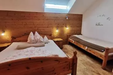 فندق Nussbaumer Am Irrsee