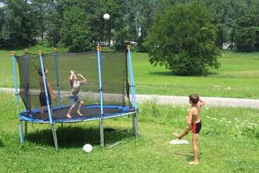 호텔 Nussbaumer Am Irrsee