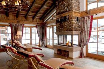 住宿加早餐  Pension Pertisauerhof