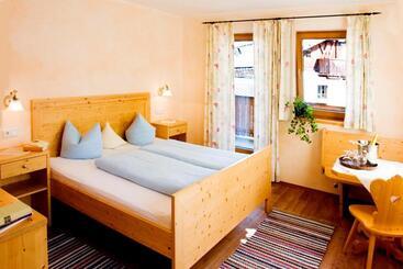 膳宿费 Gasthof Stuibenfall