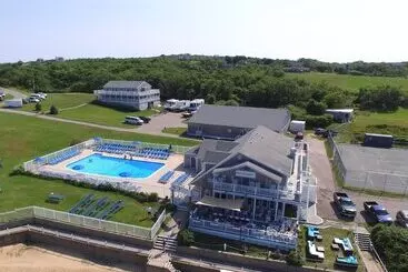 Otel Champlin S Marina & Resort