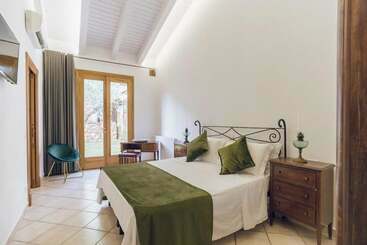 צימר Leano Agriresort   Superior Double Room