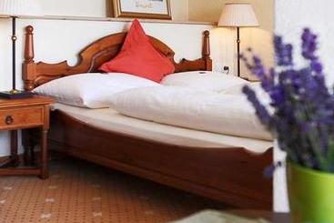 فندق Bärnsteinhof   Gasthof Mit Herz