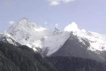 Отель Ferienwohnungen Kröll