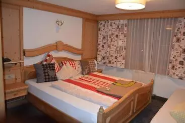 פנסיון Gasthaus Schwarzenstein