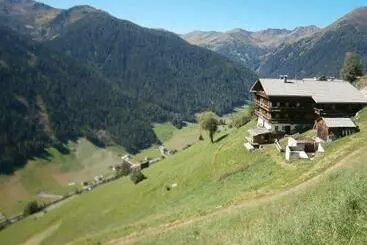 ホテル Bergbauernhof Ausserberglet