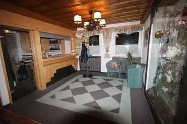 ベッドアンドブレックファースト Lärchenhof